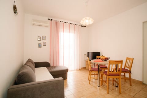 Apartments Petri - Unit 371620-13