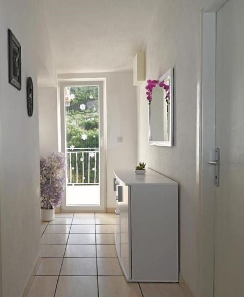 Apartment Mihovilovic - Unit 371625-13