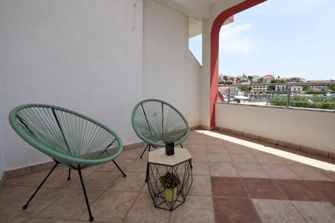 Apartment Mare - Unit 372073-13