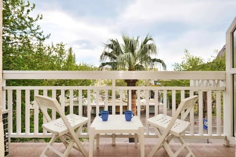 Apartment Toma - Unit 371651-13