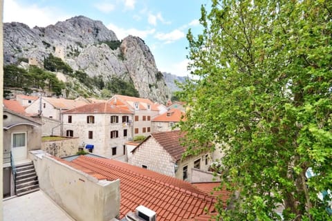 Apartment Toma - Unit 371651-13