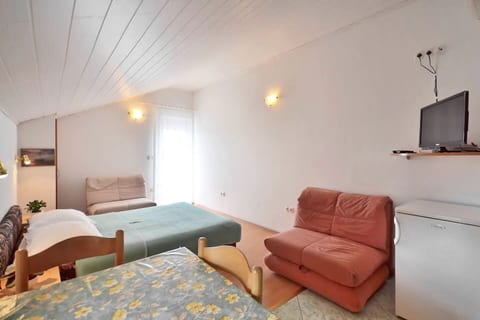 Apartment Toma - Unit 371653-13