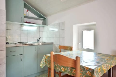Apartment Toma - Unit 371653-13