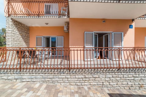 Apartment Goge - Unit 371674-13