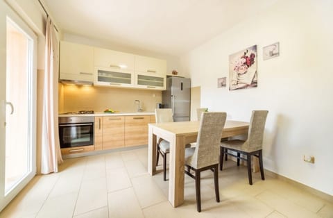 Apartment Goge - Unit 374680-13