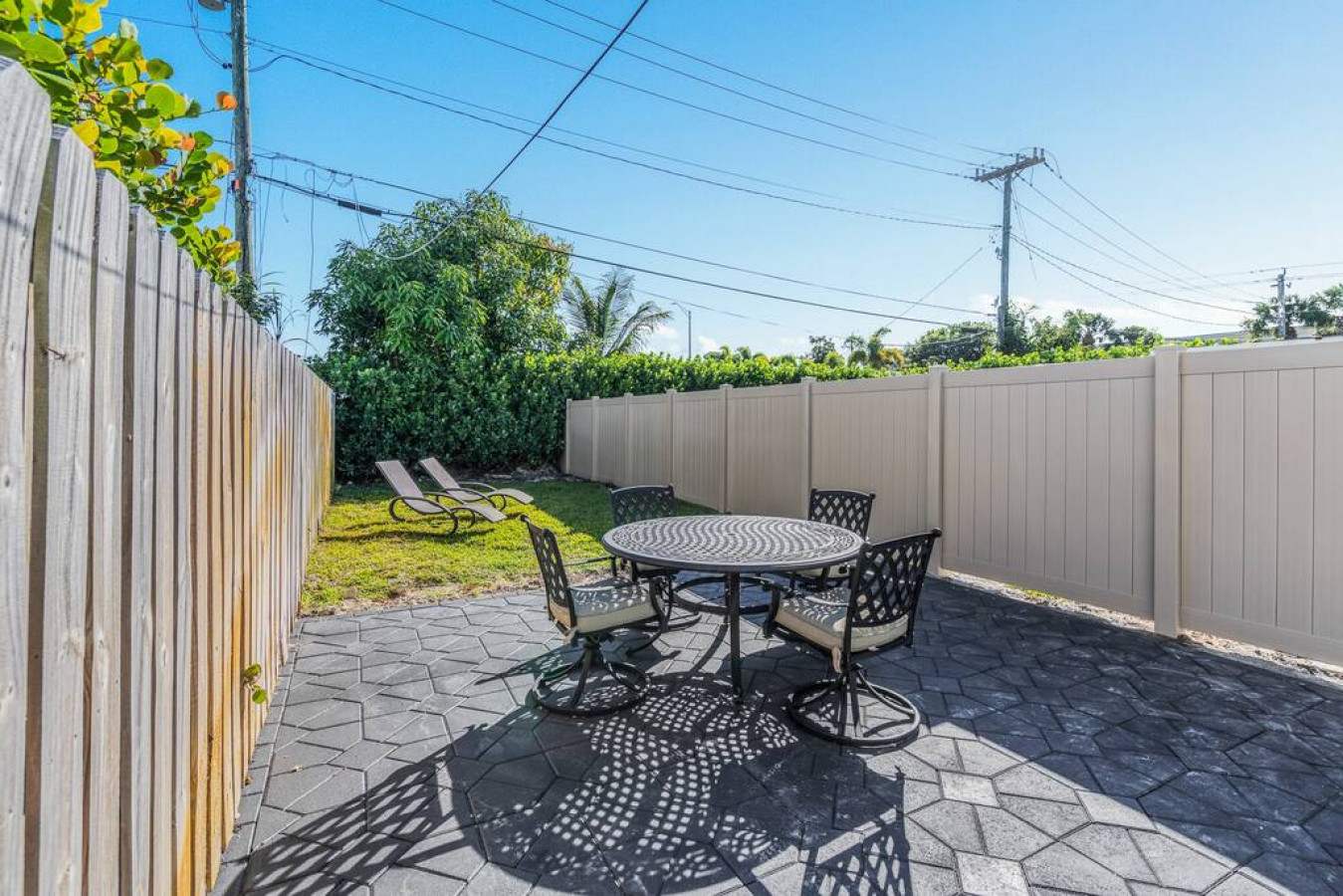 FTL Modern 1 Bed-1 Bath w/ Yard - Fort Lauderdale