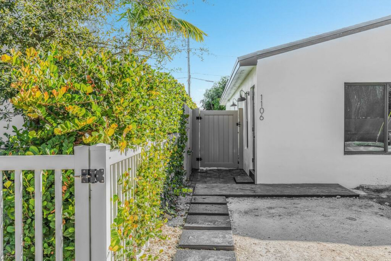 FTL Modern 1 Bed-1 Bath w/ Yard - Fort Lauderdale