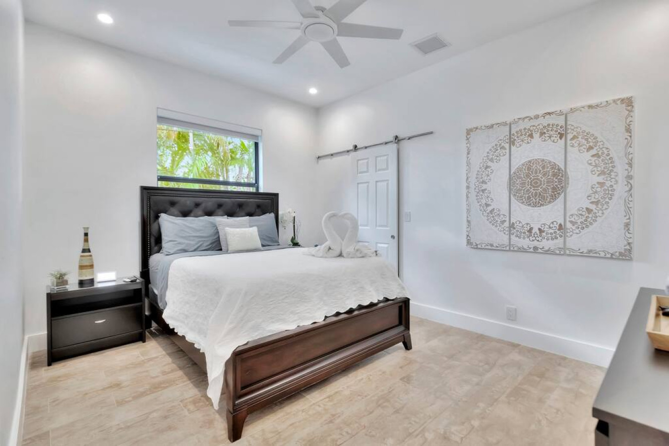 Lynora's Luxe Estate - Modern Design & Heated Pool - Fort Lauderdale