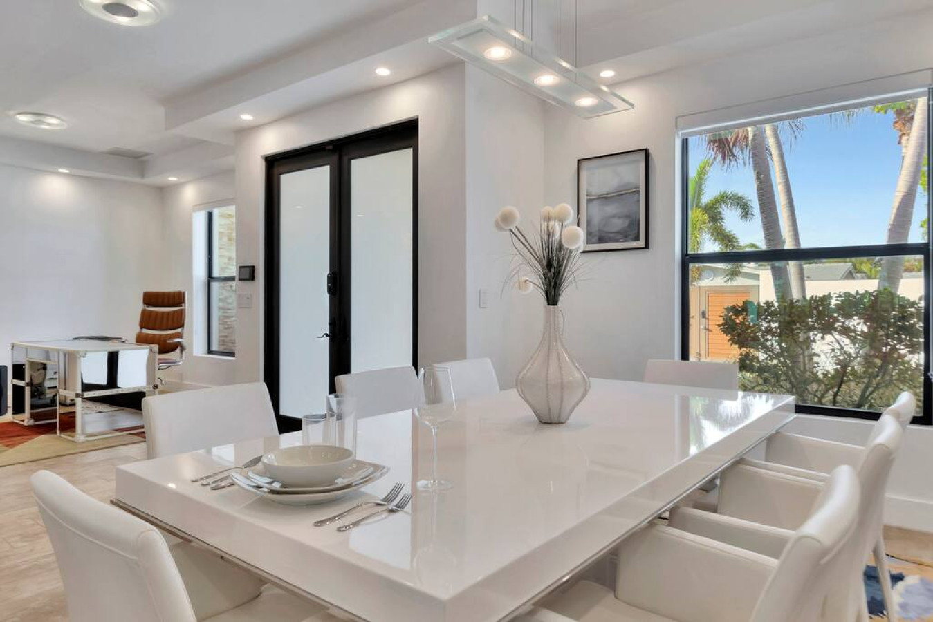 Sunshine, good food, and great company. Gather 'round and let the good times roll.