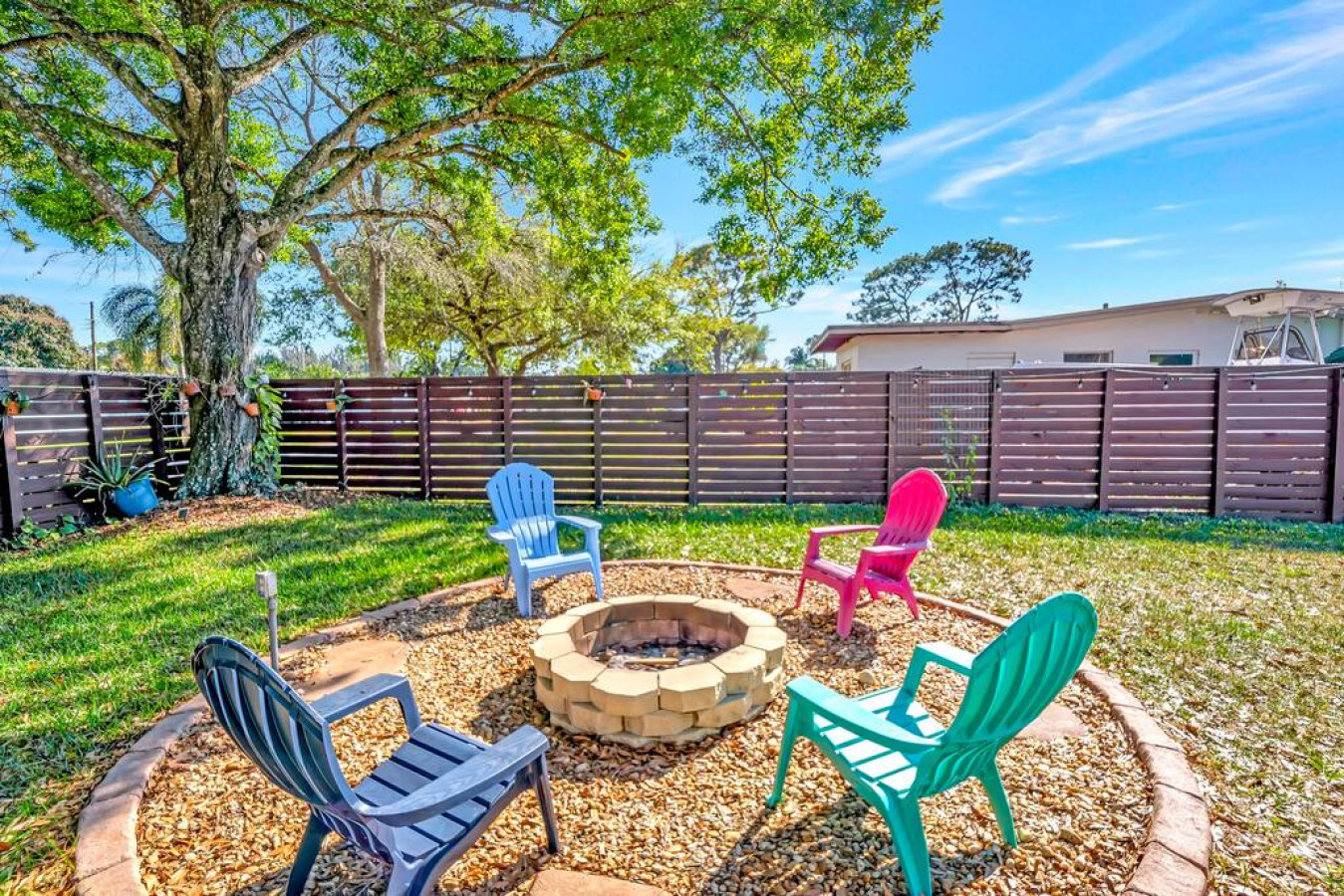 The Brophy House - 3br/2ba + New Pool & Garage (30 DAY MINIMUM RENTAL) - Plantation