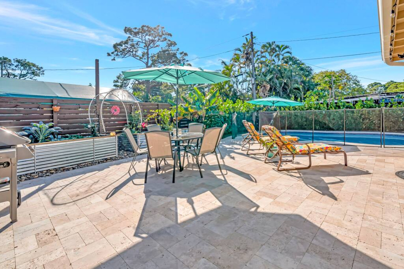 The Brophy House - 3br/2ba + New Pool & Garage (30 DAY MINIMUM RENTAL) - Plantation