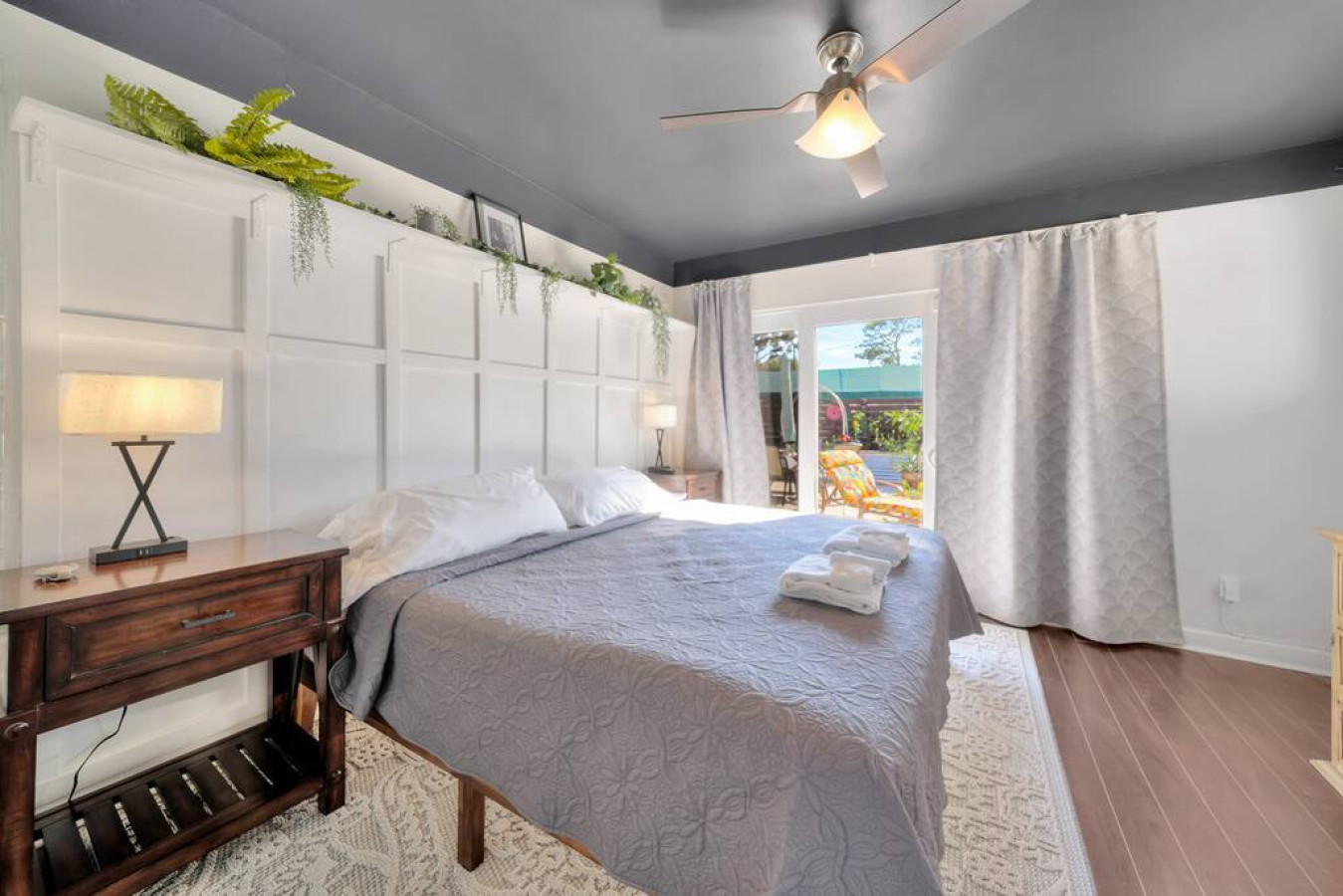 Waking up to this view every morning? Paradise found. ☀️