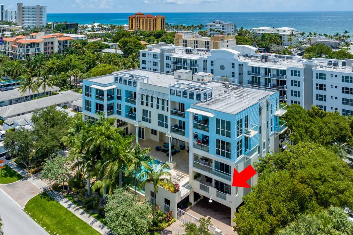 Coastal Condo Retreat: 3BR 2.5BA in Deerfield - Deerfield Beach