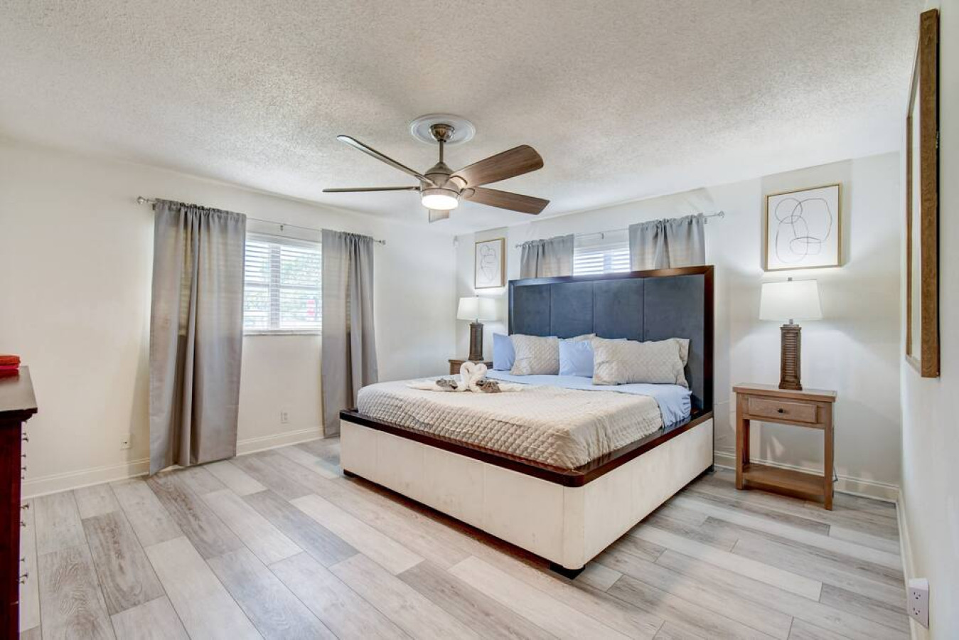 tranquil-oasis:-pool-and-fire-pit-in-boynton/