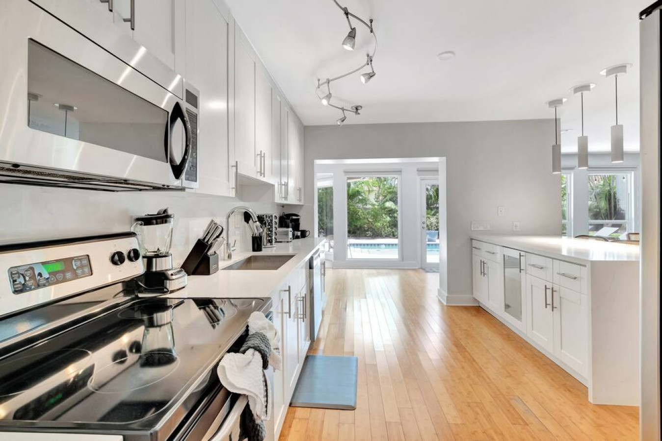 Idyllic Boca Pool Home: 4/2.5 + Study-FAU & Mizner - Boca Raton