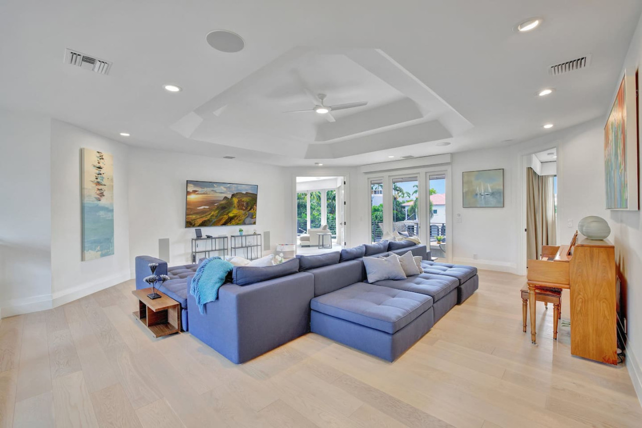 Second-Floor Living Room with Sofa, Extra Sleeping Space, TV & Piano