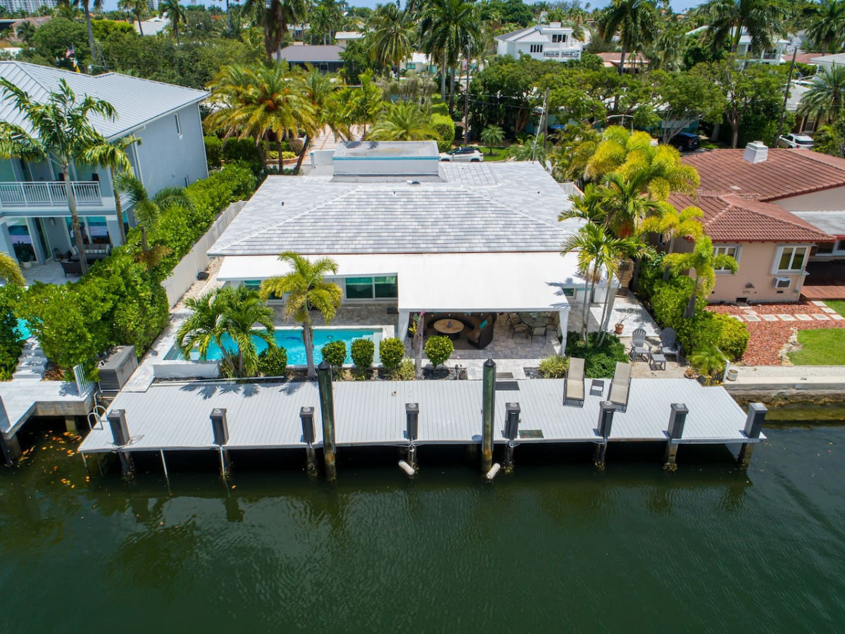 Casa Flamingo - Intracoastal w/ Heated Pool & Dock - Fort Lauderdale