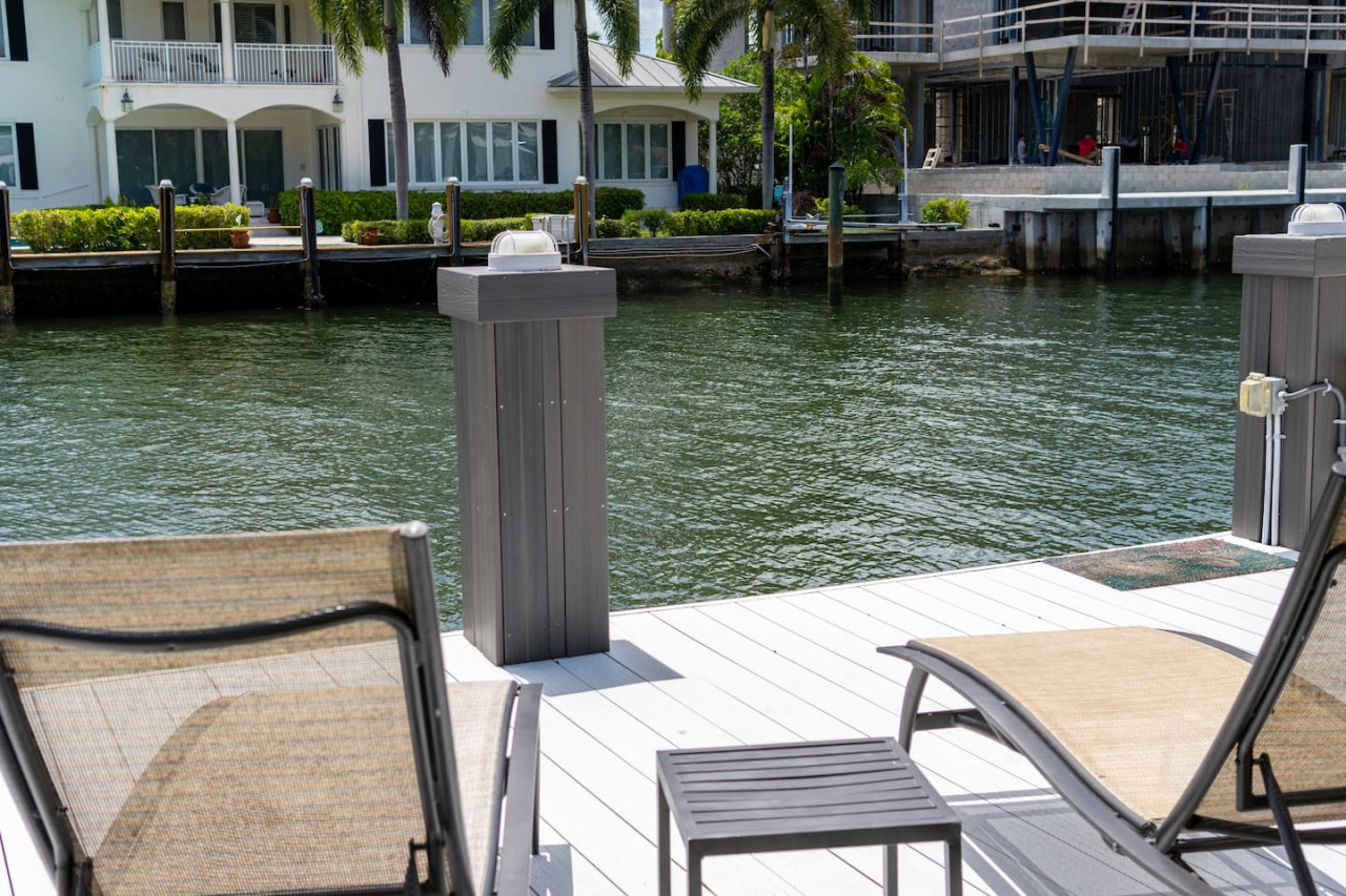Casa Flamingo - Intracoastal w/ Heated Pool & Dock - Fort Lauderdale
