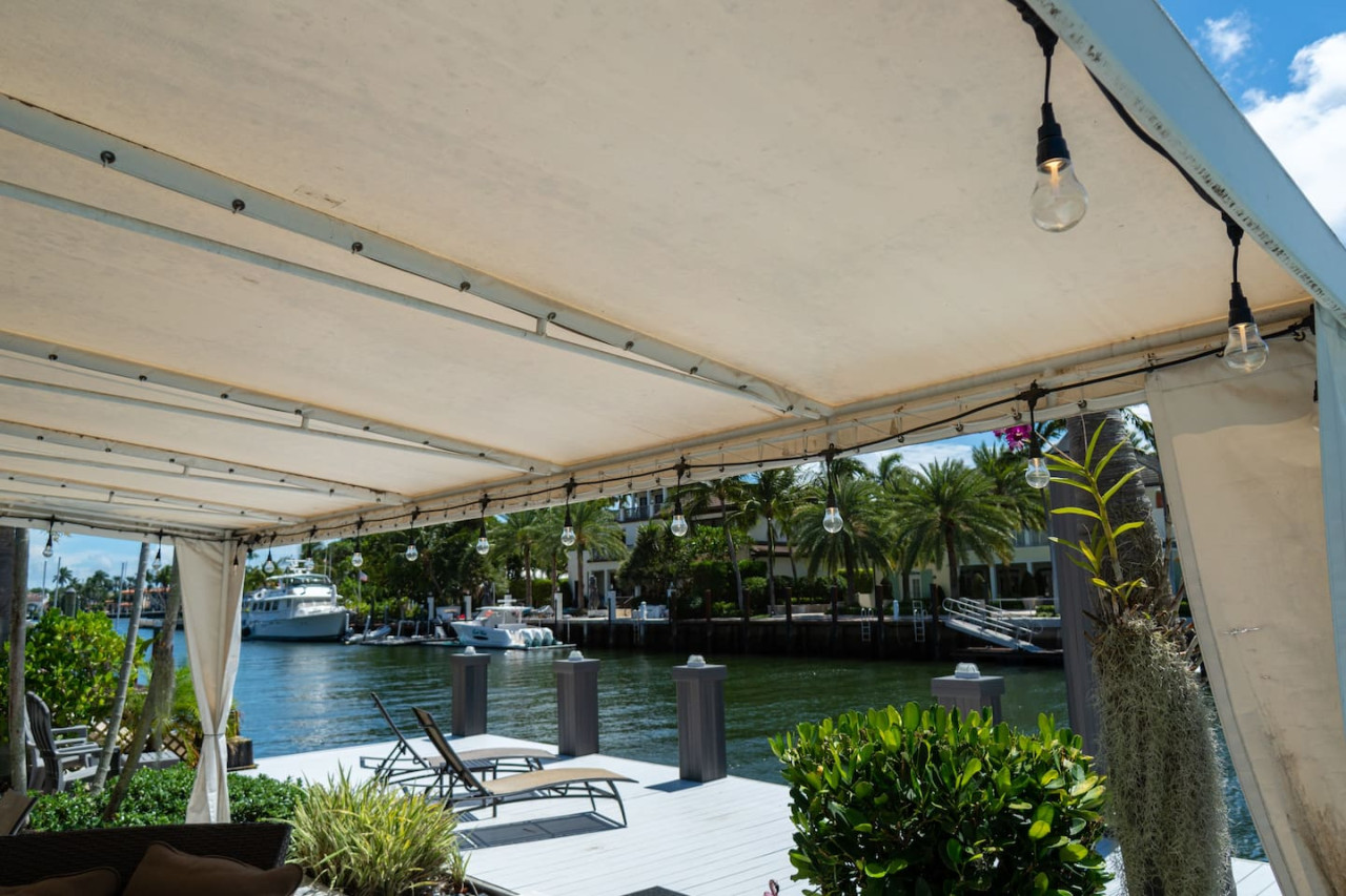 Casa Flamingo - Intracoastal w/ Heated Pool & Dock - Fort Lauderdale