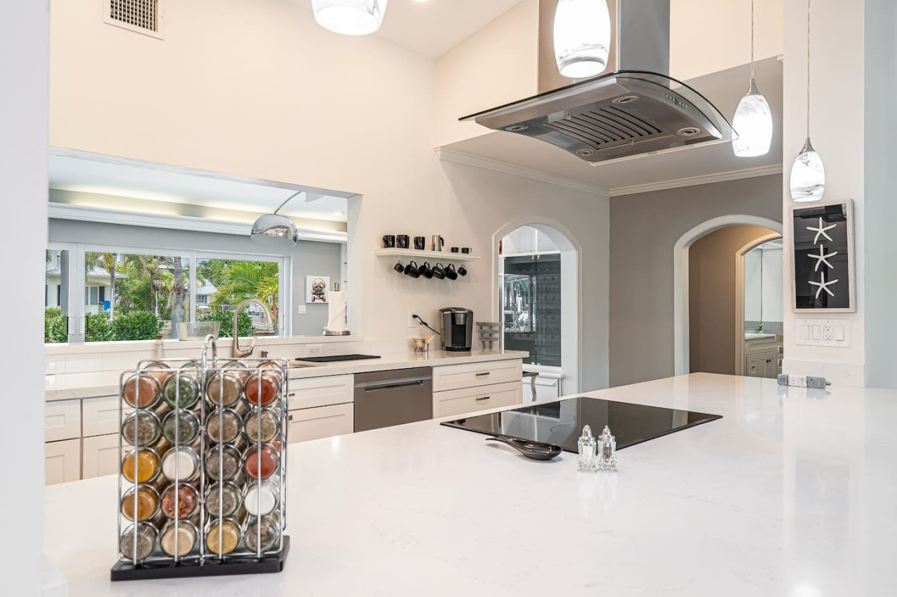 Casa Flamingo - Intracoastal w/ Heated Pool & Dock - Fort Lauderdale