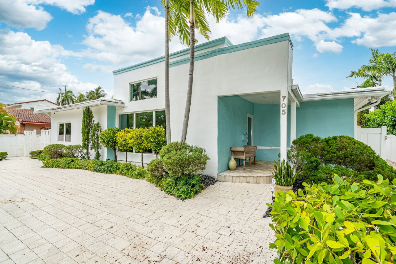 Casa Flamingo - Intracoastal w/ Heated Pool & Dock - Fort Lauderdale