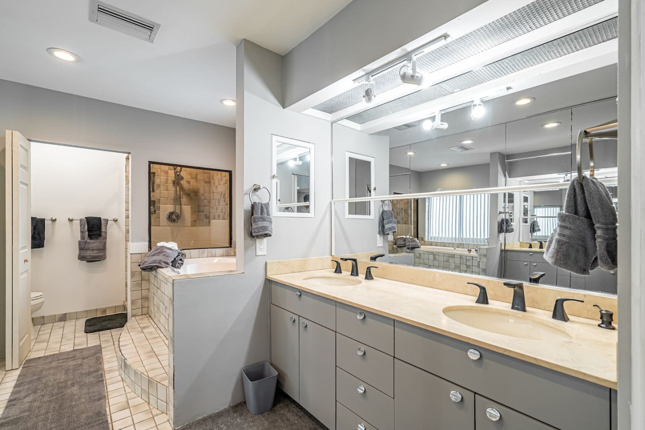 Casa Flamingo - Intracoastal w/ Heated Pool & Dock - Fort Lauderdale