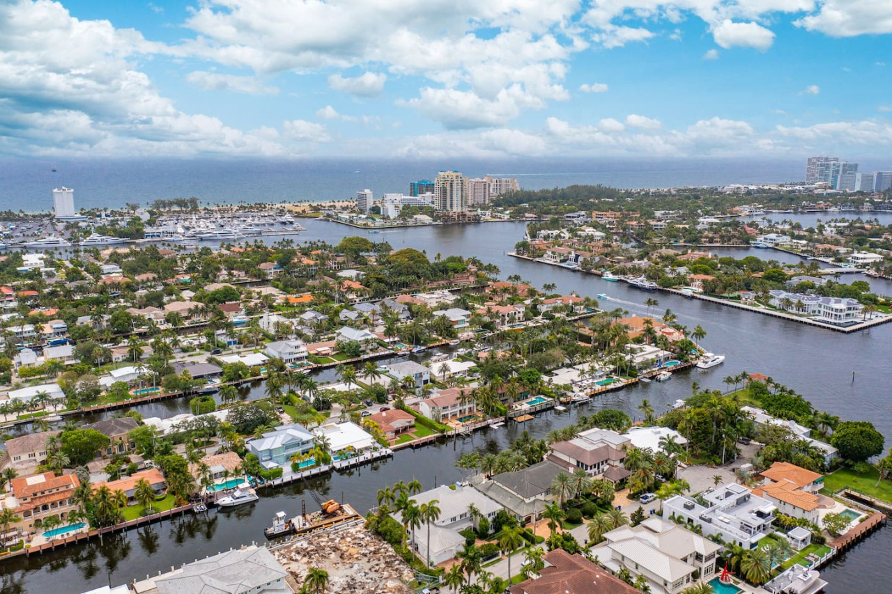 Casa Flamingo - Intracoastal w/ Heated Pool & Dock - Fort Lauderdale