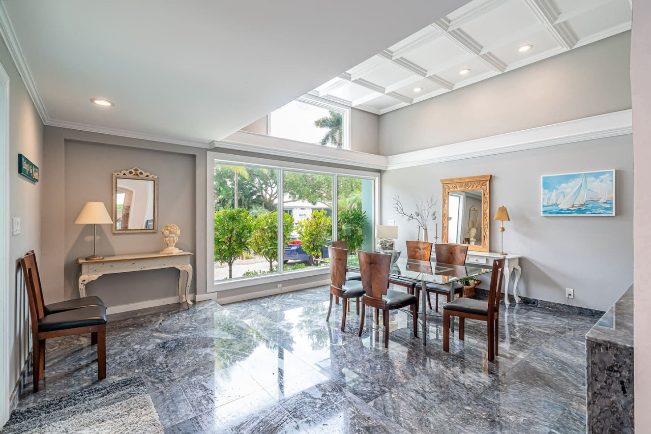 Casa Flamingo - Intracoastal w/ Heated Pool & Dock - Fort Lauderdale