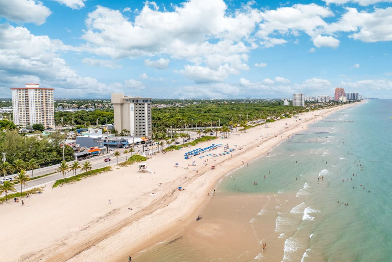 The Purple Pelican~Beachfront w/ Ocean Balcony~#5 - Fort Lauderdale
