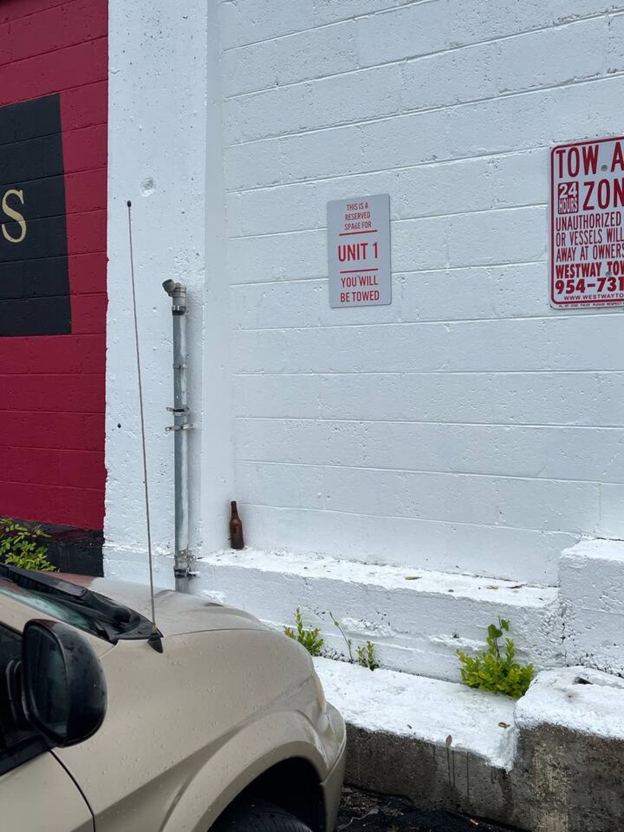 The Purple Pelican~Beachfront w/ Ocean Balcony~#1 - Fort Lauderdale