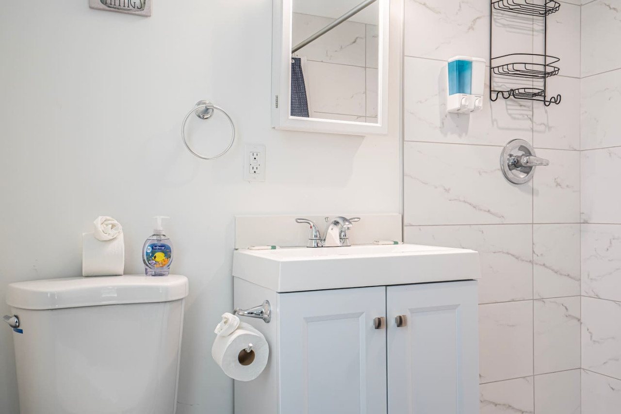 The Purple Pelican~Beachfront w/ Ocean Balcony~#1 - Fort Lauderdale