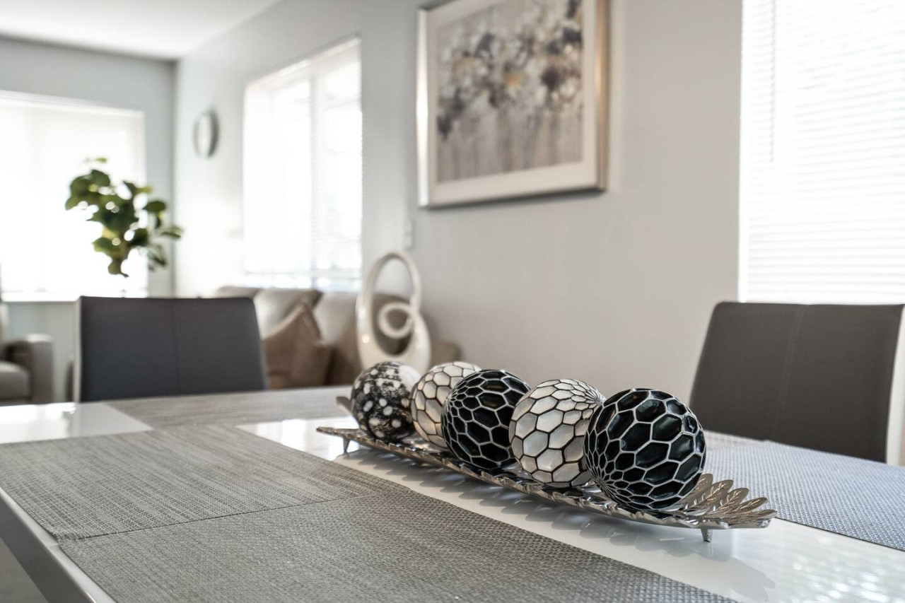 Roxana's 3BR/2BA w/ Modern Interior & BBQ Backyard - Oakland Park