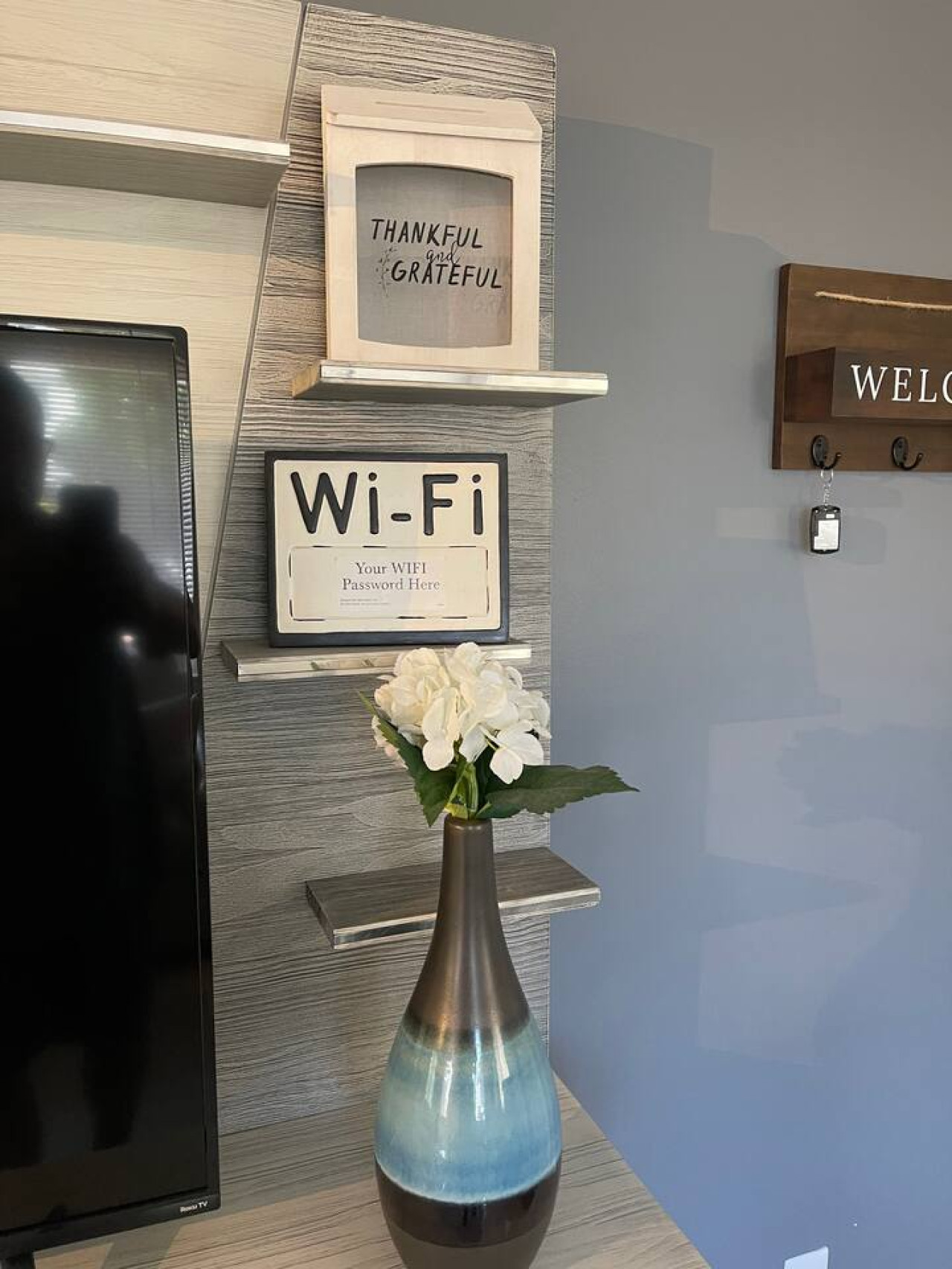 Roxana's 3BR/2BA w/ Modern Interior & BBQ Backyard - Oakland Park