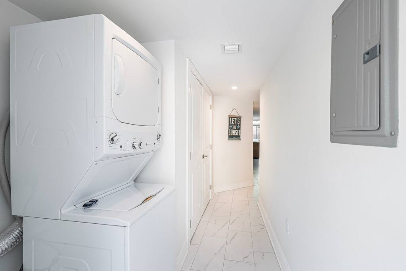 Beachfront Bloo's-2 Units-Ocean View Balcony #4/5 - Fort Lauderdale