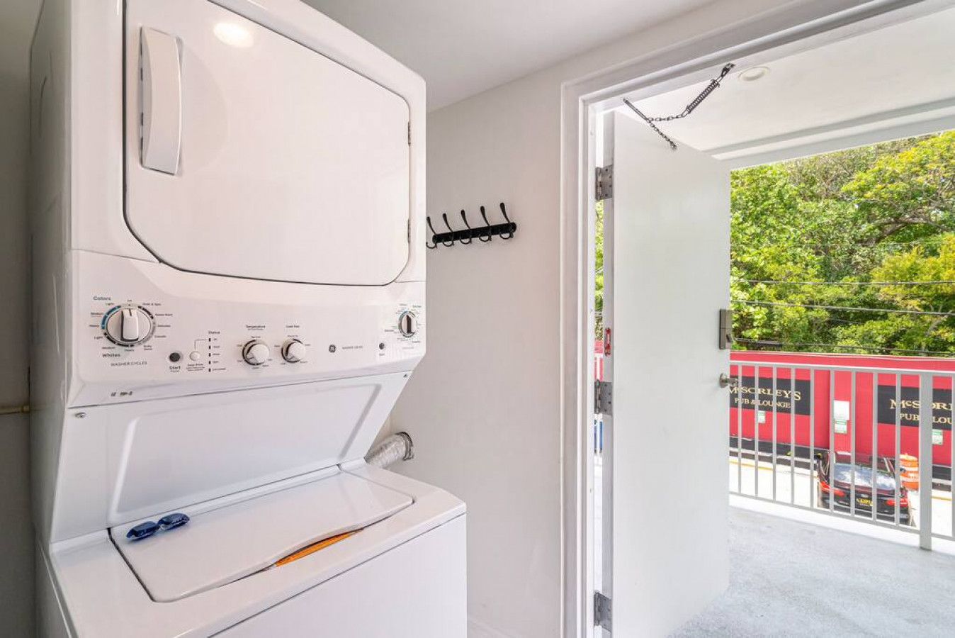 Beachfront Bloo's-2 Units-Ocean View Balcony #4/5 - Fort Lauderdale