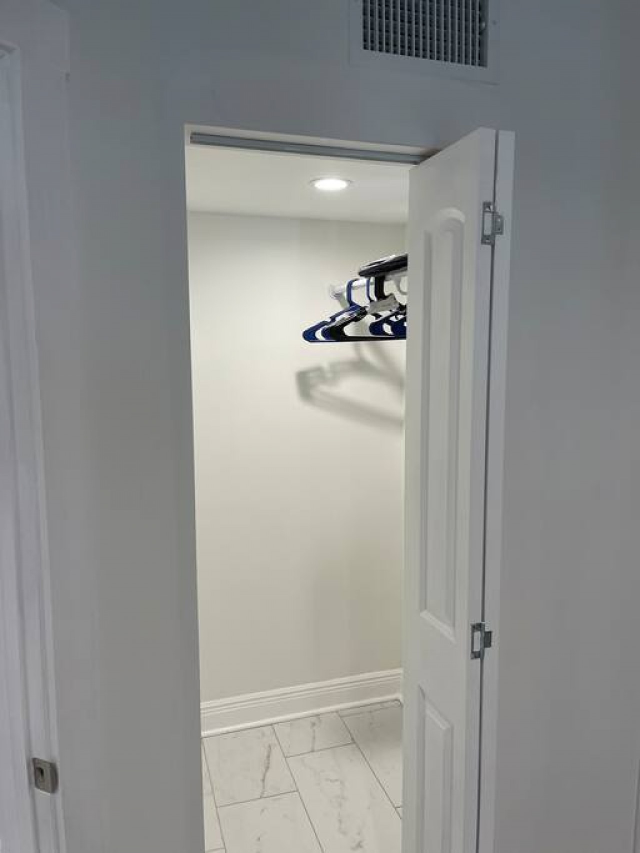 Beachfront Bloo's-2 Units-Ocean View Balcony #4/5 - Fort Lauderdale