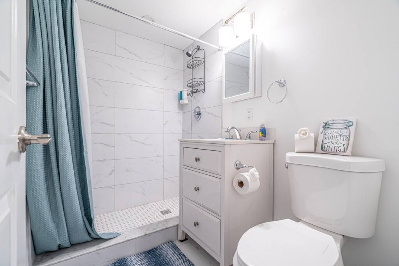Tiny but mighty: This bathroom packs a punch with its smart design.