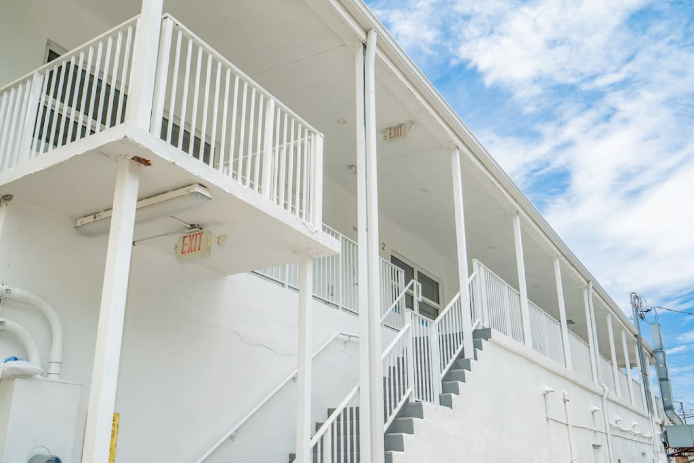 The Purple Pelican~Beachfront w/ Ocean Balcony~#3 - Fort Lauderdale