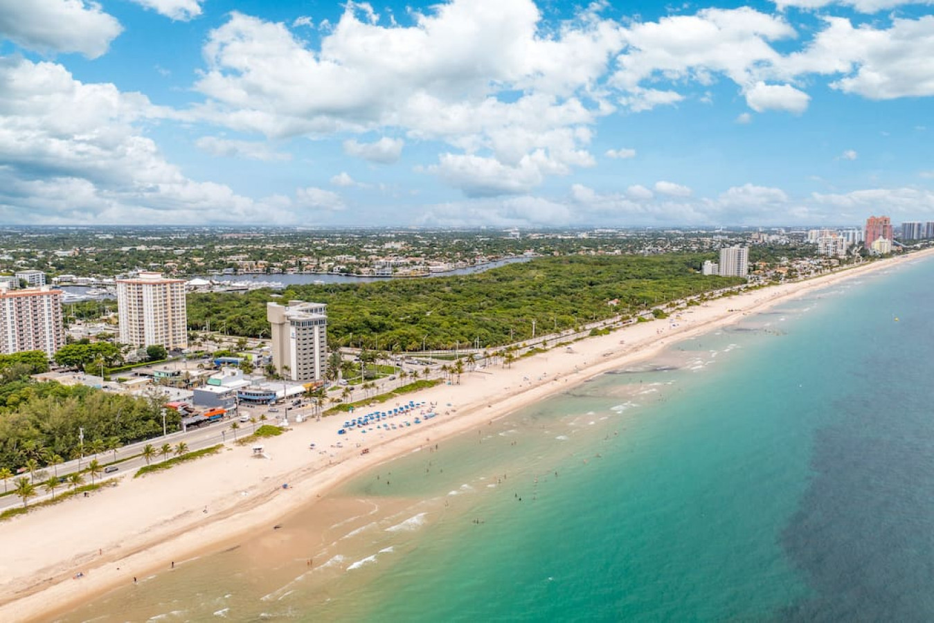 The Purple Pelican~Beachfront w/ Ocean Balcony~#4 - Fort Lauderdale