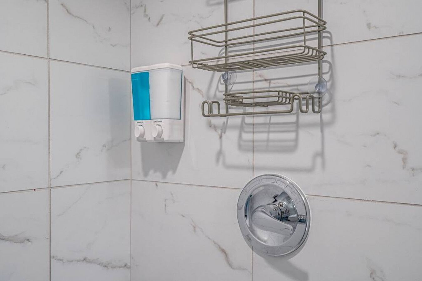 The Purple Pelican~Beachfront w/ Ocean Balcony~#4 - Fort Lauderdale