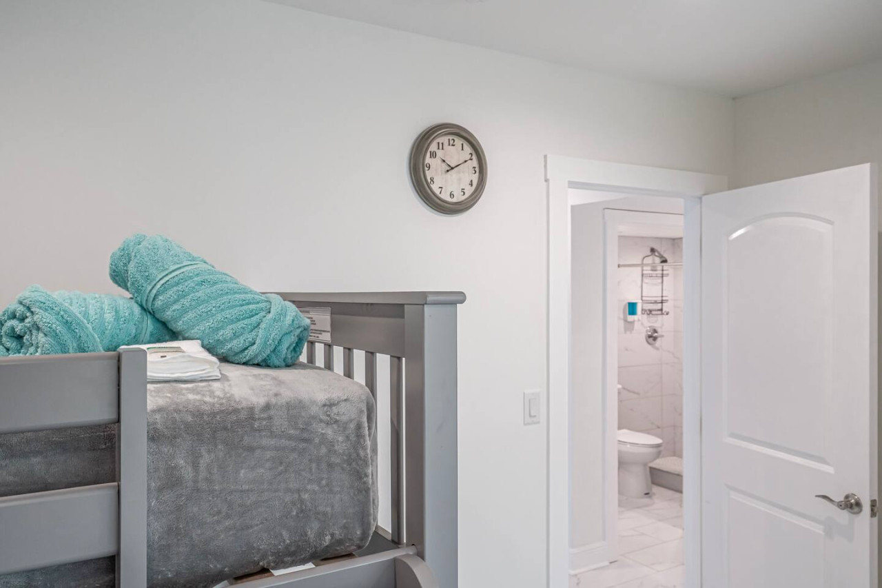 Beachfront Bloo's -2 Units-Ocean View Balcony #1/2 - Fort Lauderdale