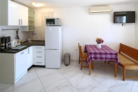 Apartment Sunce - Unit 371699-13