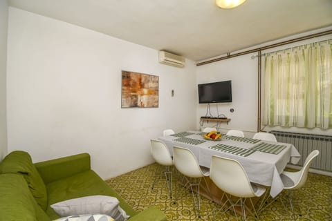 Apartment Željko - Unit 371714-13