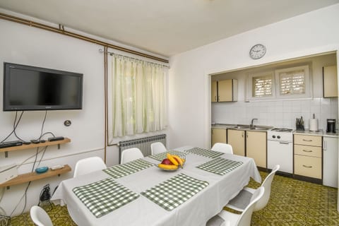 Apartment Željko - Unit 371714-13
