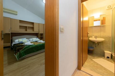 Apartments Marko - Unit 371740-13