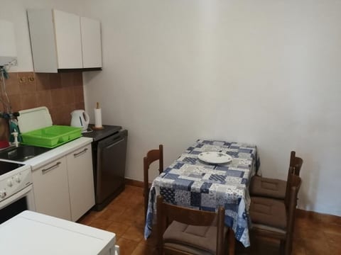 Apartment Milu - Unit 371748-13