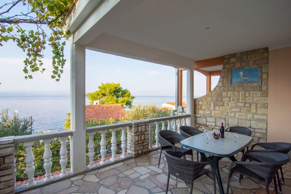 Apartments Mari - Unit 371755-13 - Croatia