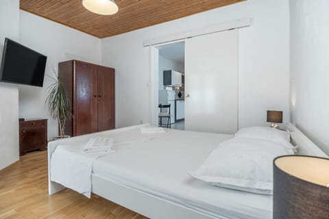 Apartments Milica - Unit 371758-13