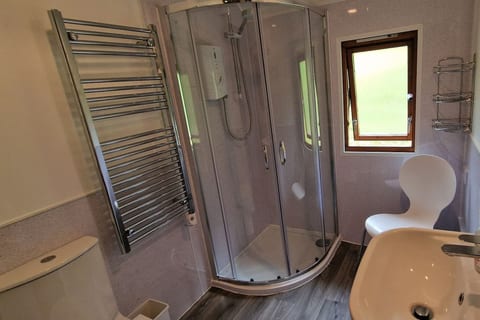 Lodge 2 Lanteglos 3 Bedroom sleeps 6,