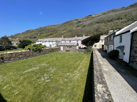 The Brewhouse Boscastle Harbour